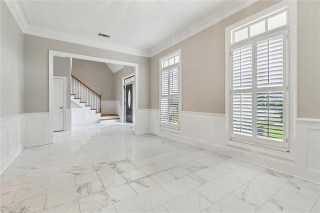 23 ROSEDOWN Drive