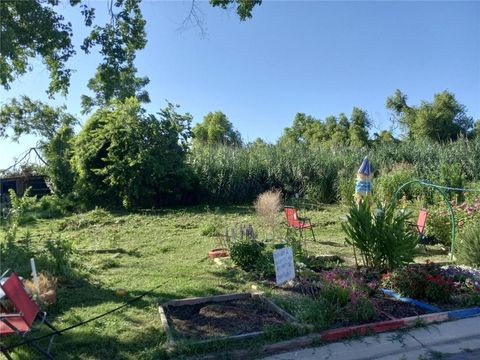 39949 WALES Street New Orleans LA 70128