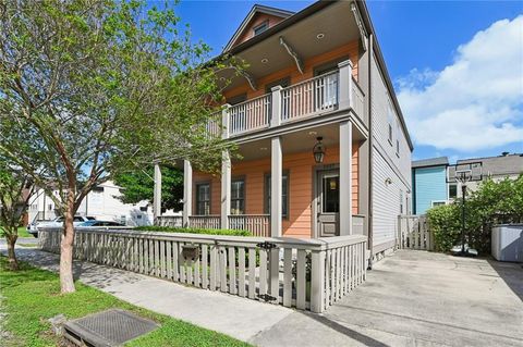 1037 DANTE Street New Orleans LA 70118