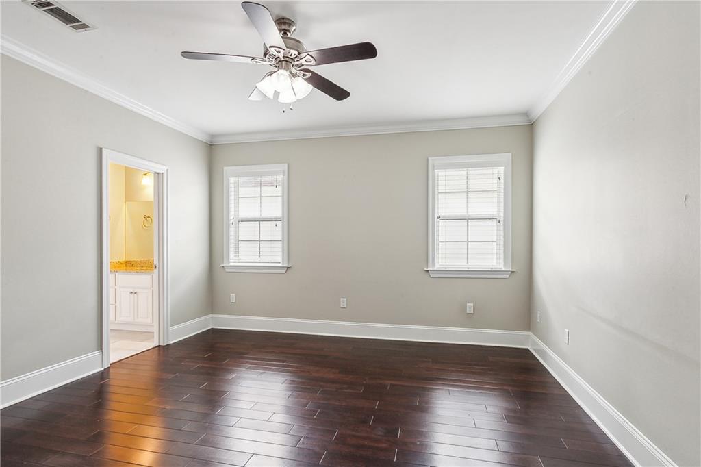 New Orleans, Louisiana 70119, United States, 4 Bedrooms Bedrooms, ,4 BathroomsBathrooms,Residential,Pending,62349