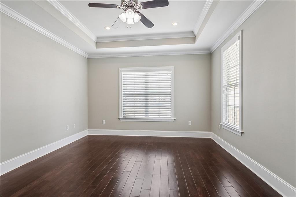 New Orleans, Louisiana 70119, United States, 4 Bedrooms Bedrooms, ,4 BathroomsBathrooms,Residential,Pending,62349