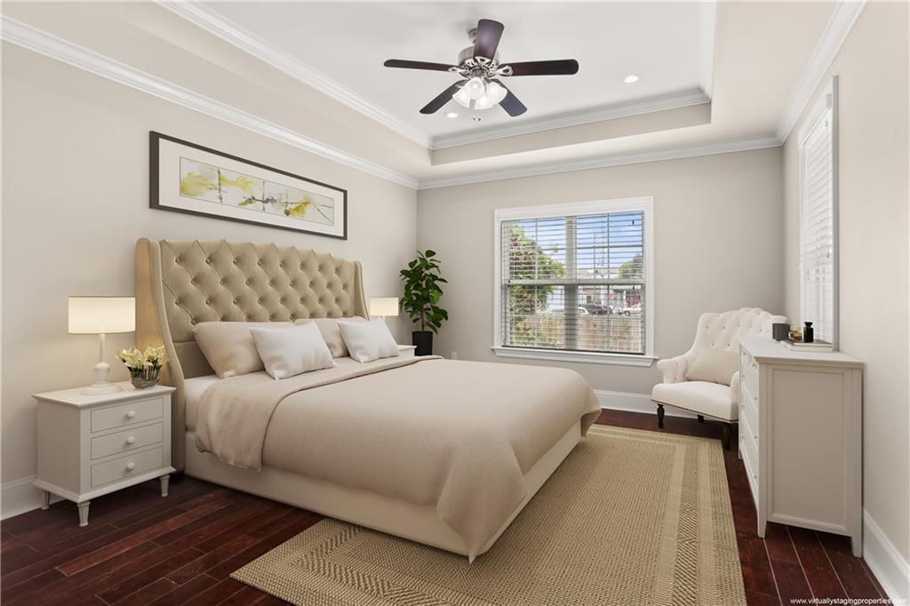 New Orleans, Louisiana 70119, United States, 4 Bedrooms Bedrooms, ,4 BathroomsBathrooms,Residential,Pending,62349