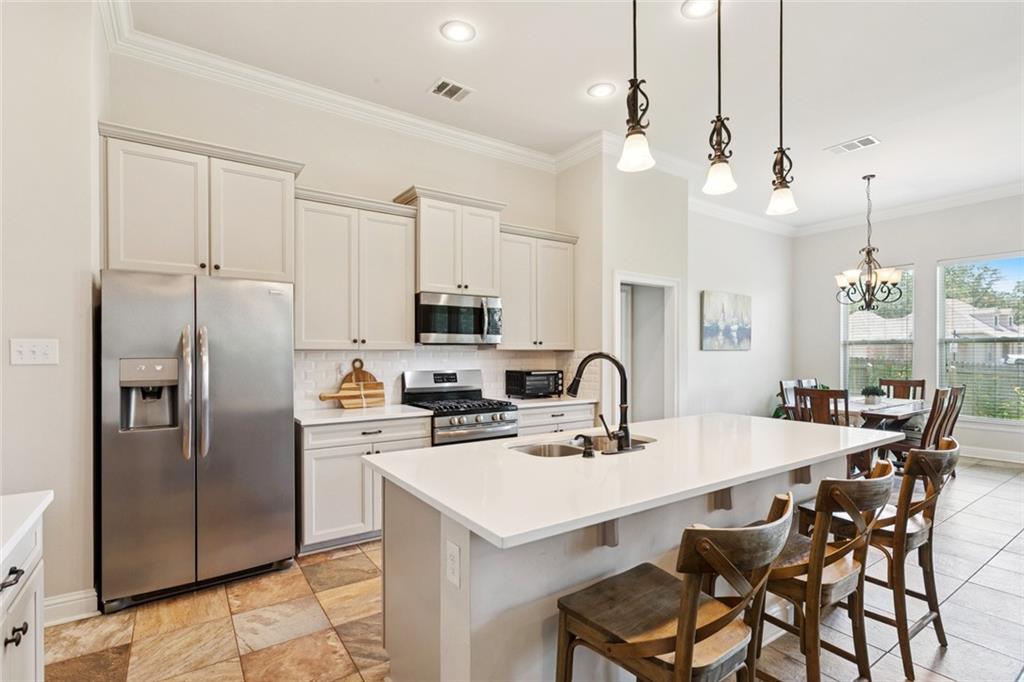 325 CEDAR CREEK Drive