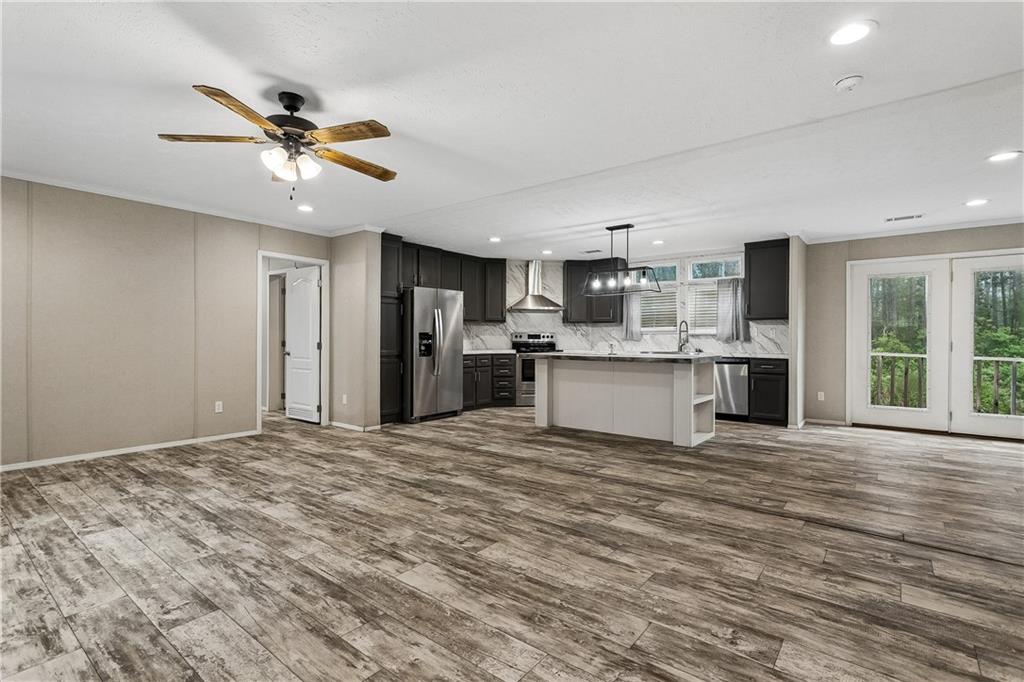 27125 LAKEVIEW Drive