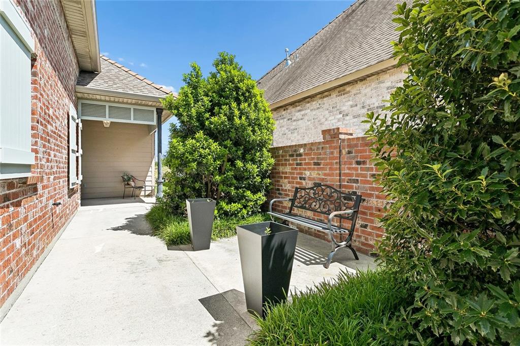 326 NICKLAUS Drive
