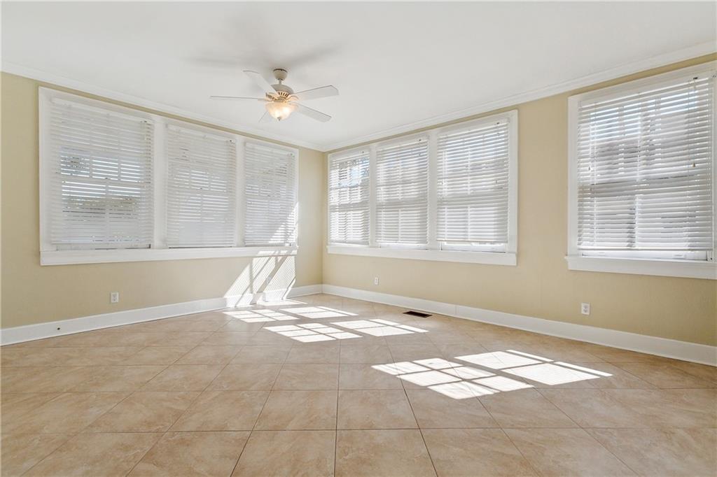 New Orleans, Louisiana 70124, United States, 3 Bedrooms Bedrooms, ,2 BathroomsBathrooms,Residential,Active,234499