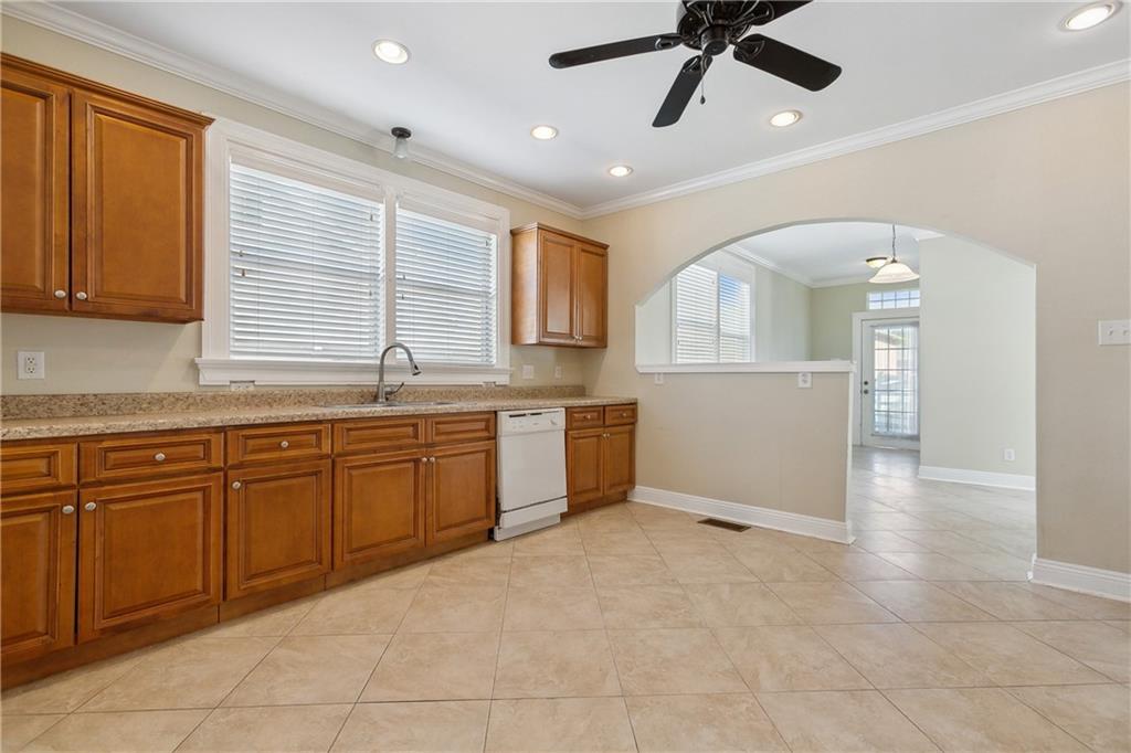 New Orleans, Louisiana 70124, United States, 3 Bedrooms Bedrooms, ,2 BathroomsBathrooms,Residential,Active,234499