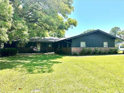 130 N OAK Court Luling LA 70070
