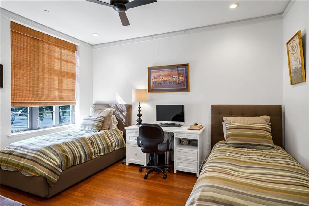 New Orleans, Louisiana 70115, United States, 3 Bedrooms Bedrooms, ,2 BathroomsBathrooms,Residential,Pending,6571