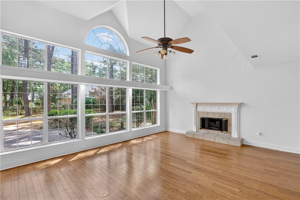 7134 MEADOWBROOK Drive
