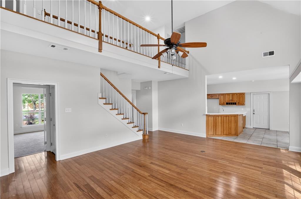 7134 MEADOWBROOK Drive