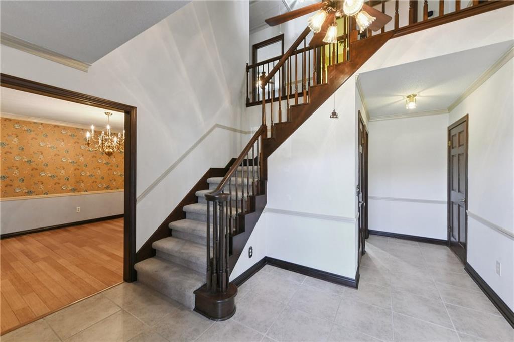 44 GRAND CANYON Drive