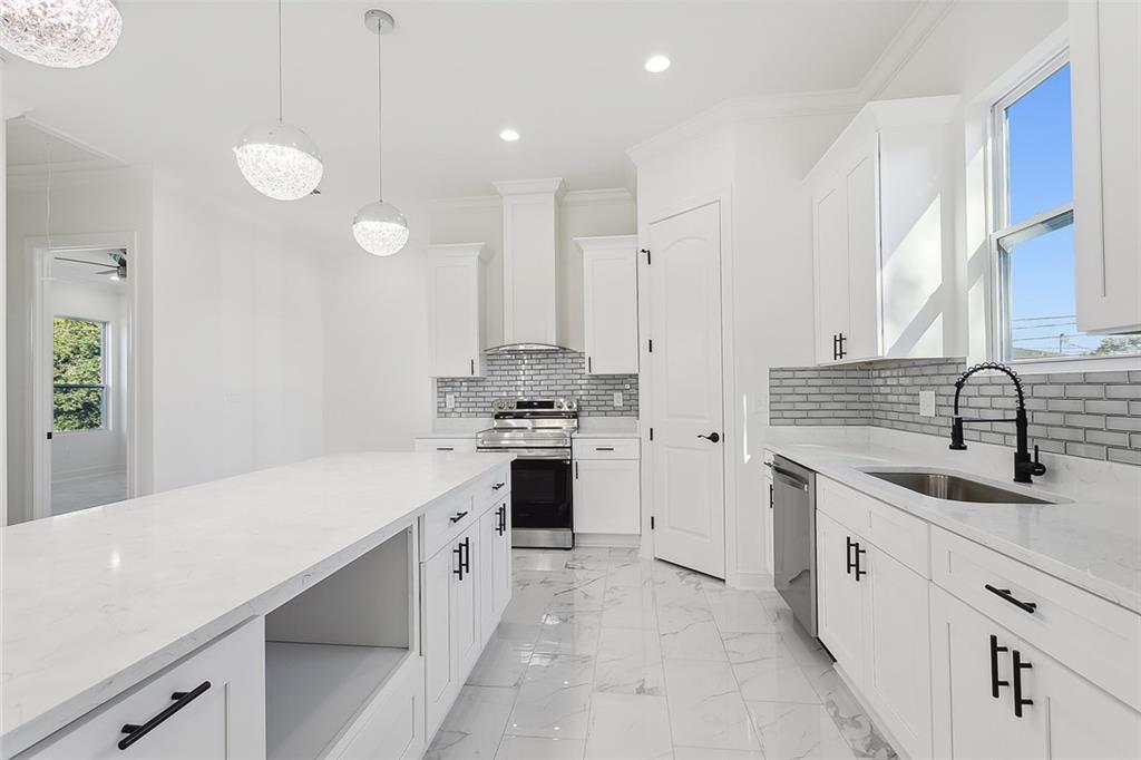 4104 TULANE Drive