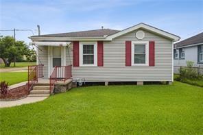 Photo 1 of 11 — 1001 FARRINGTON Drive, Marrero, LA 70072