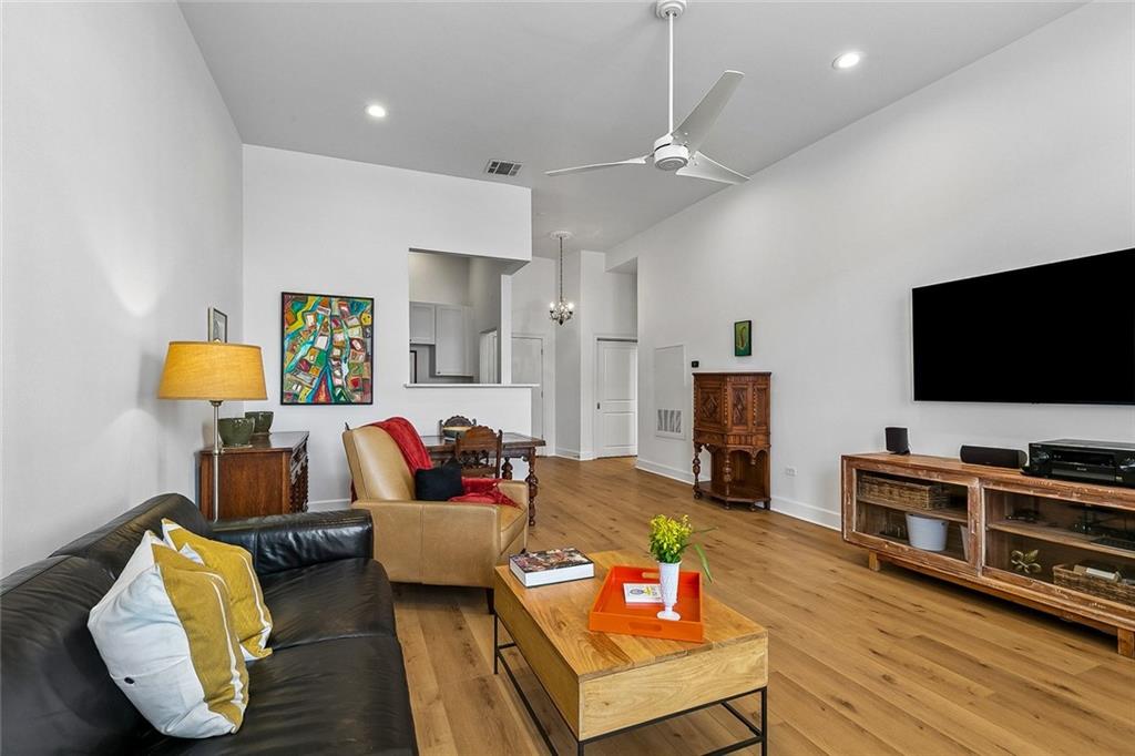 330 JULIA Street 317