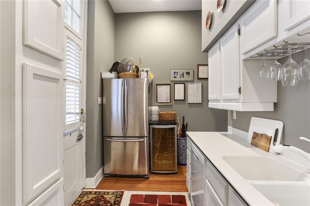 New Orleans, Louisiana 70116, United States, 1 Bedroom Bedrooms, ,1 BathroomBathrooms,Residential,Pending,56092