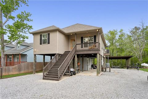 Photo of 18313 CUSACHS Drive, Covington, LA 70433 (MLS # 2562295)