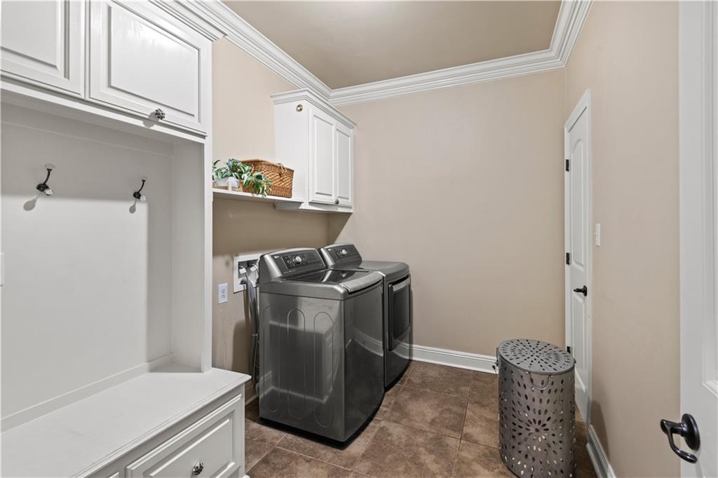 Madisonville, Louisiana 70447, United States, 4 Bedrooms Bedrooms, ,3 BathroomsBathrooms,Residential,Pending,3150