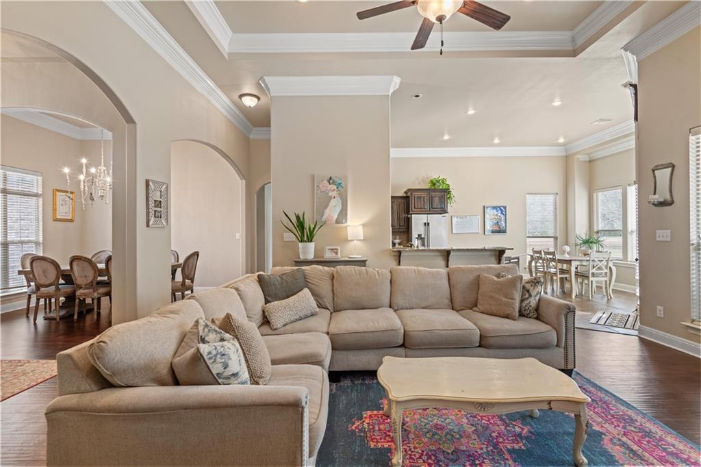 Madisonville, Louisiana 70447, United States, 4 Bedrooms Bedrooms, ,3 BathroomsBathrooms,Residential,Pending,3150