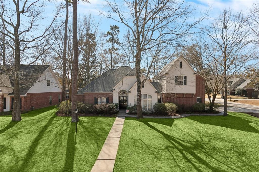 784 RUE CALAIS Street