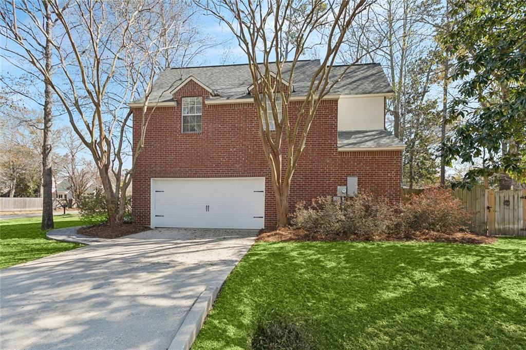 784 RUE CALAIS Street