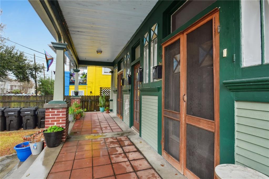 846 48 ROOSEVELT Place