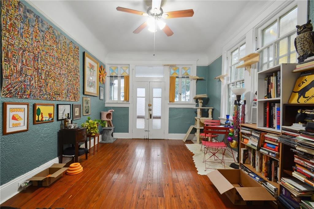 846 48 ROOSEVELT Place