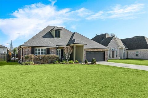 131 PANTHER RUN Destrehan LA 70047