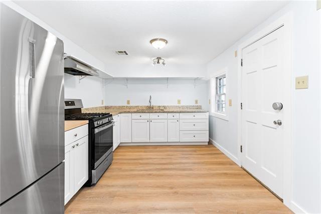 New Orleans, Louisiana 70125, United States, 2 Bedrooms Bedrooms, ,1 BathroomBathrooms,Residential,Pending,59692