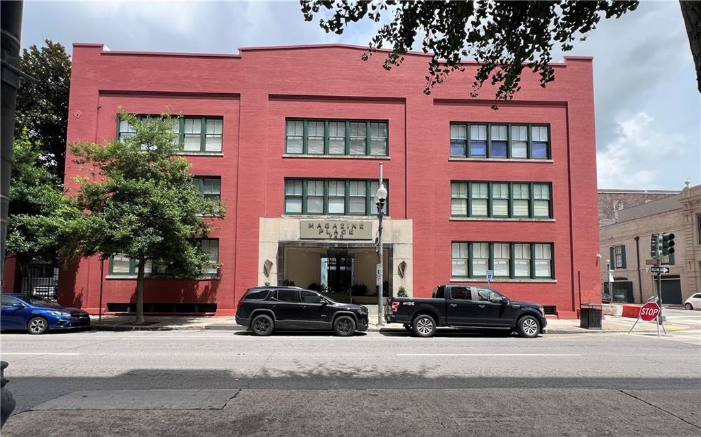 760 MAGAZINE Street 111