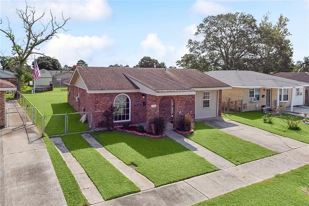 1105 WARREN Drive