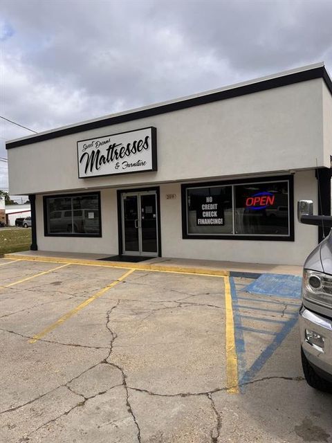 209 E JUDGE PEREZ Drive Chalmette LA 70043