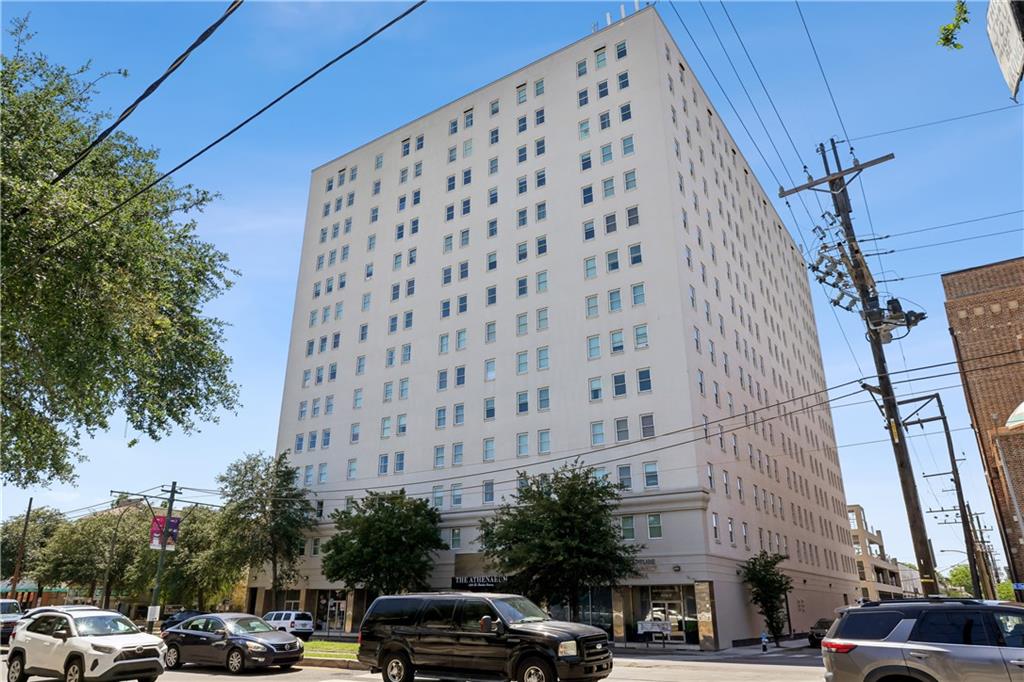 1205 ST CHARLES Avenue 803