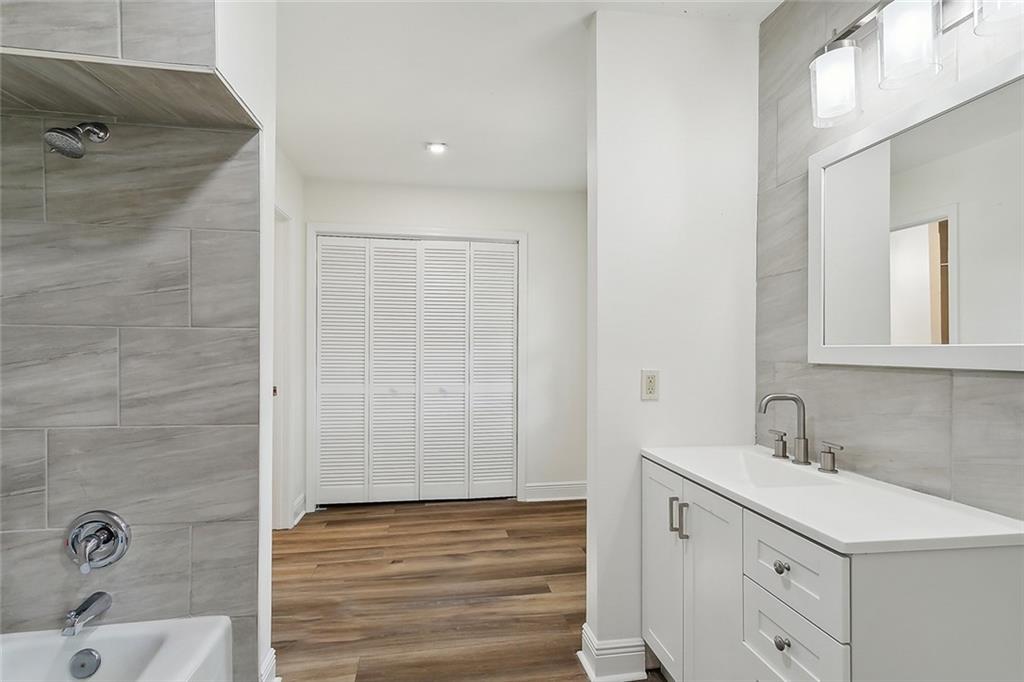 Photo 12 of 16 of 8 PLACE LAFITTE Street townhome
