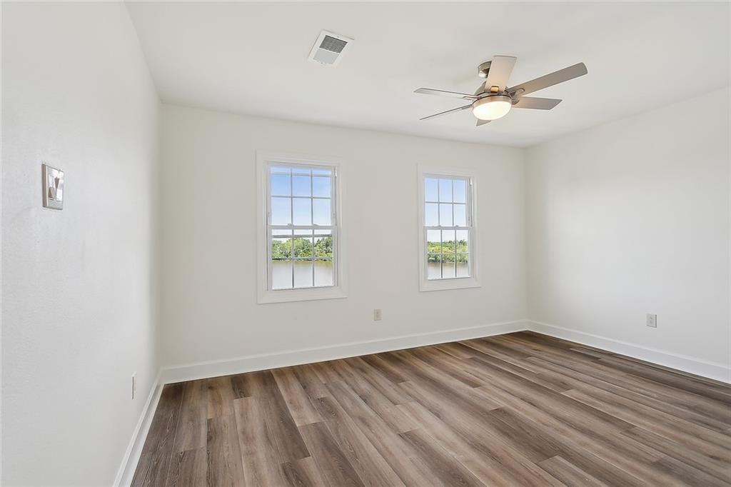 Photo 9 of 16 of 8 PLACE LAFITTE Street townhome