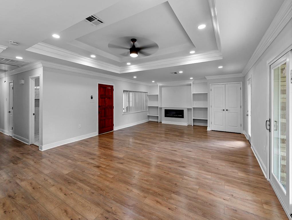 1717 HIGHLAND Avenue