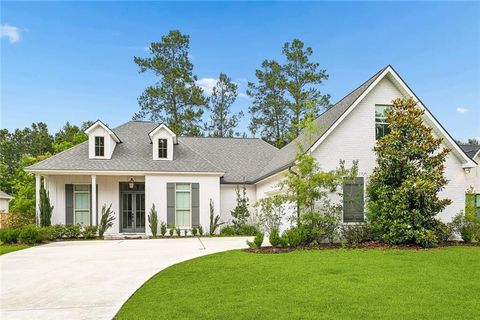 Photo of 375 RUE CHARLOTTE Road, Madisonville, LA 70447 (MLS # 2559428)