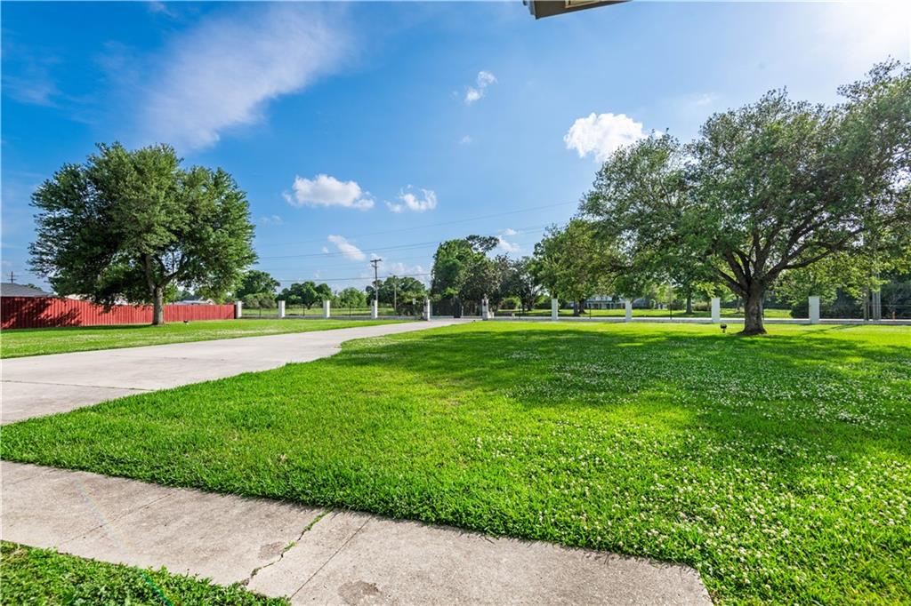 2314 BAYOU BLUE Road