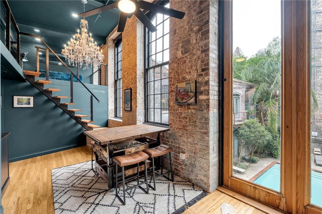 920 POEYFARRE Street 222