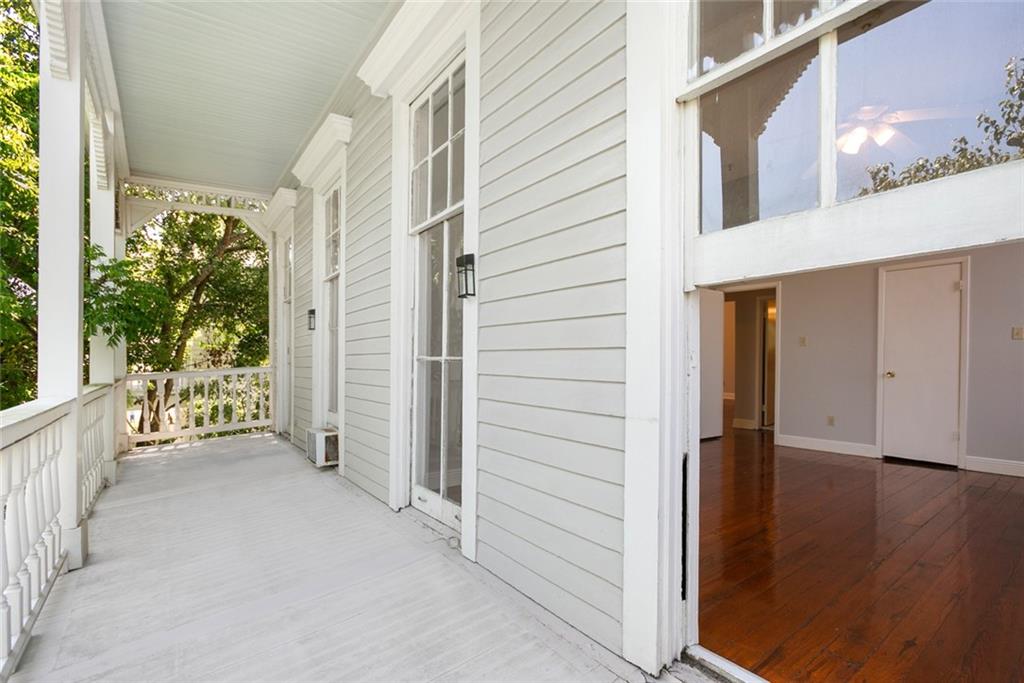 New Orleans, Louisiana 70115, United States, 3 Bedrooms Bedrooms, ,2 BathroomsBathrooms,Residential,Active,168214