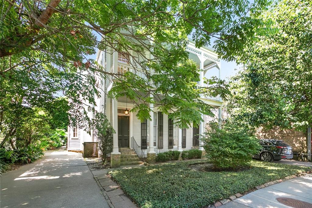 New Orleans, Louisiana 70115, United States, 3 Bedrooms Bedrooms, ,2 BathroomsBathrooms,Residential,Active,168214