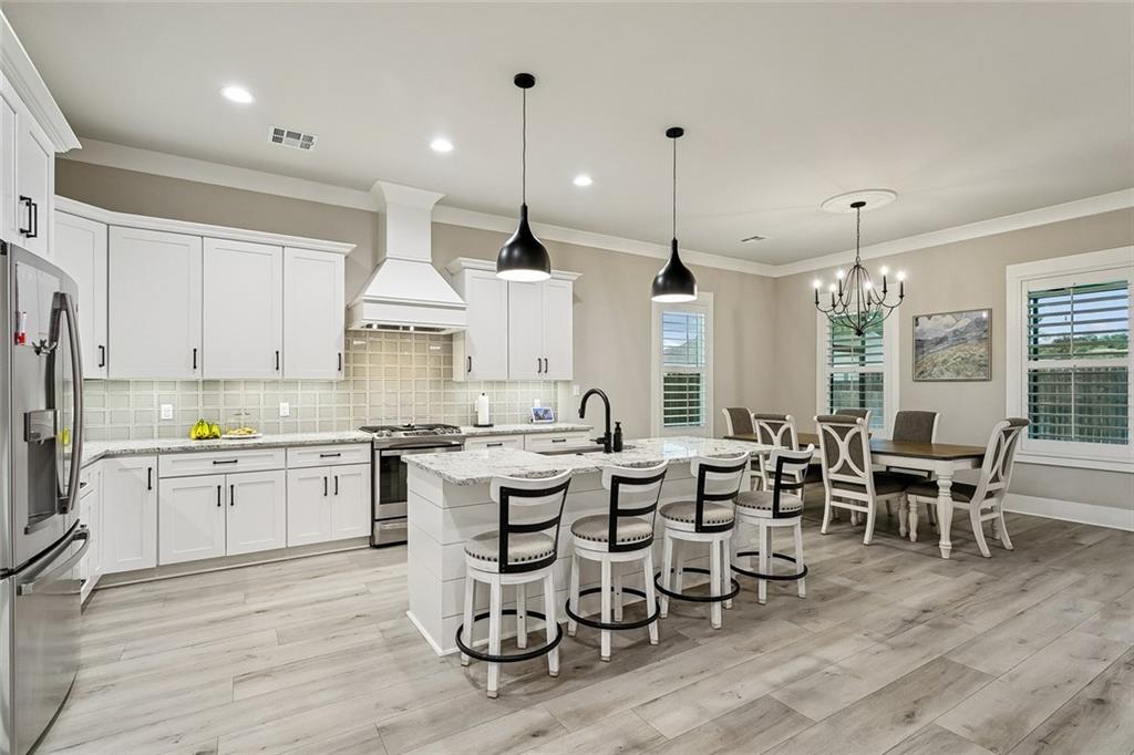 1305 ABITA RIVER Drive