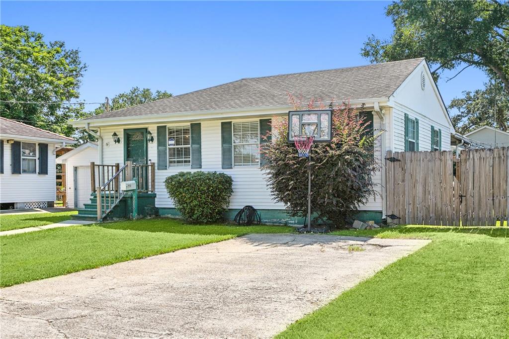 Metairie, Louisiana 70003, United States, 3 Bedrooms Bedrooms, ,2 BathroomsBathrooms,Residential,Pending,54550