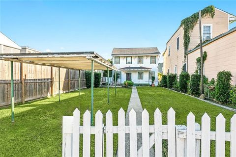 3320 BARONNE ST Street New Orleans LA 70115