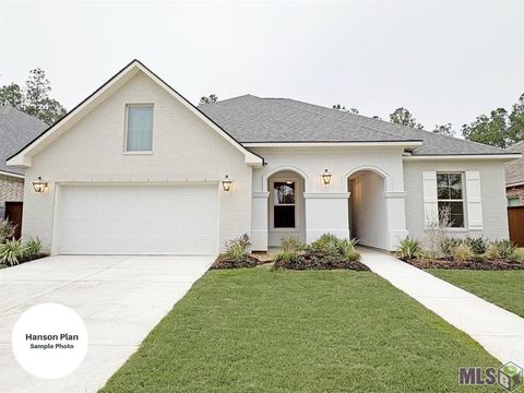 Photo of 12853 Spoonbill Drive, Covington, LA 70435 (MLS # NO2026003882)