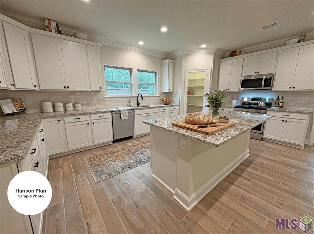 12853 Spoonbill Drive