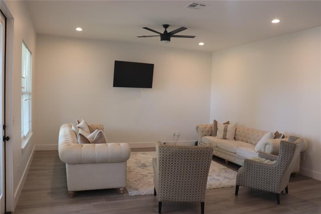 1701 N TURNBULL Drive