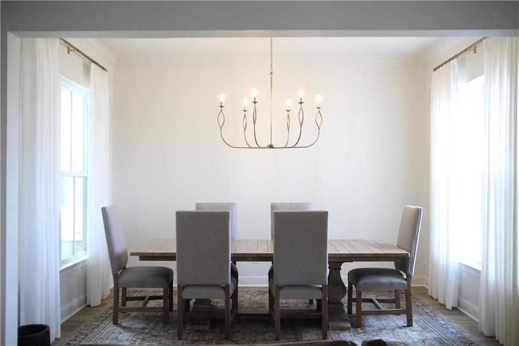 126 ROYAL OAK Boulevard