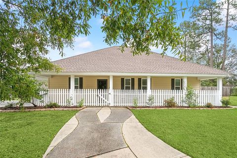 220 WHISPERWOOD Boulevard Slidell LA 70458