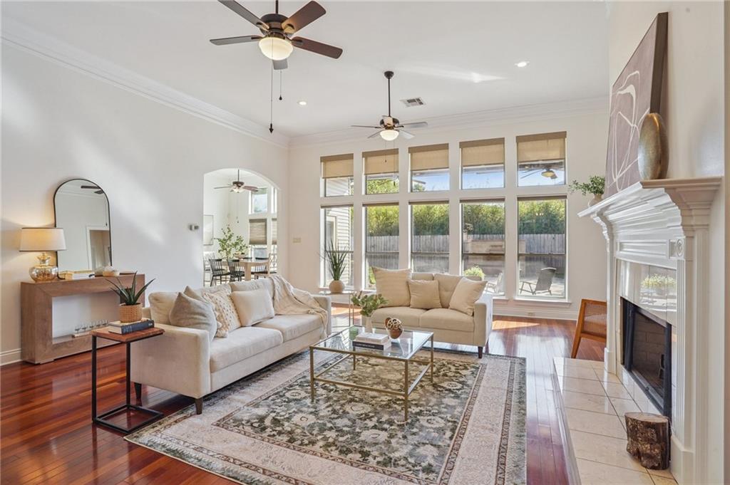 308 CHATEAU SONESTA